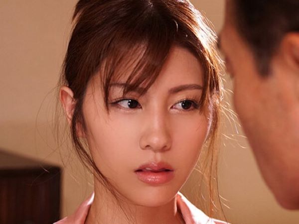 【美人】「すてきだな♥」「はぁはぁ♥」丁寧にチンポ舐めきもちよくせてあげる女‼そのままバックで突かれイってしまう‼